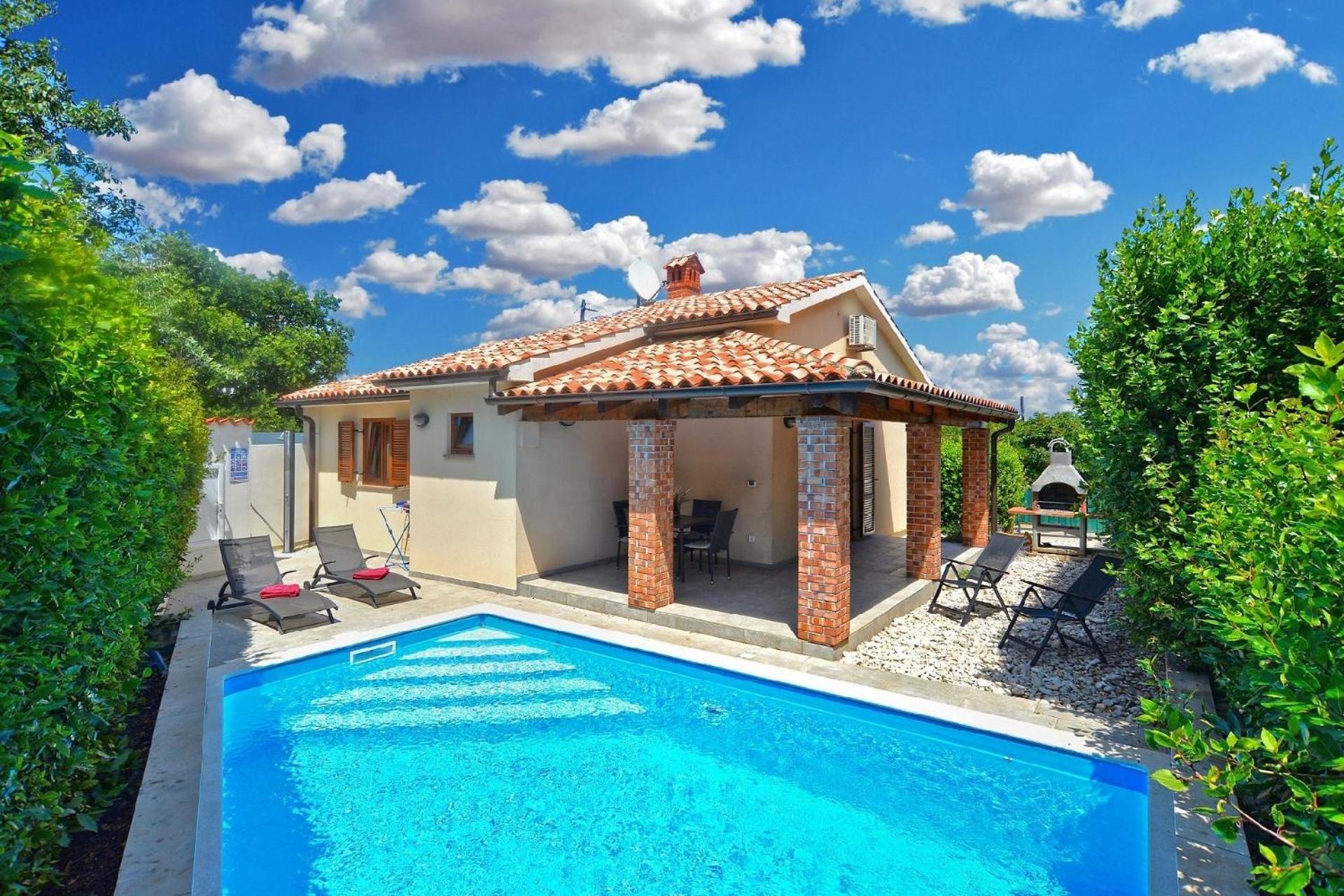 Ferienhaus Mit Privatpool Fuer 5 Personen Ca 80 Qm In Liznjan, Istrien Suedkueste Von Istrien Exterior photo
